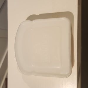 Wonderbread plastic sandwich container